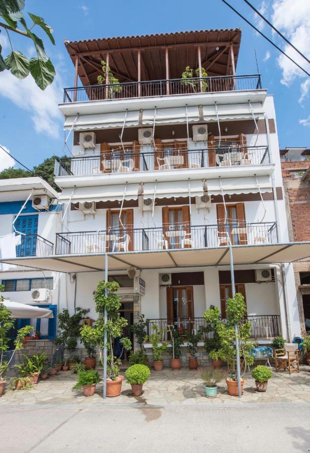 Orfanos Loutraki Rooms Exterior foto